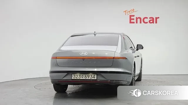 Hyundai Grandeur (GN7) id 3571426 из Кореи 14