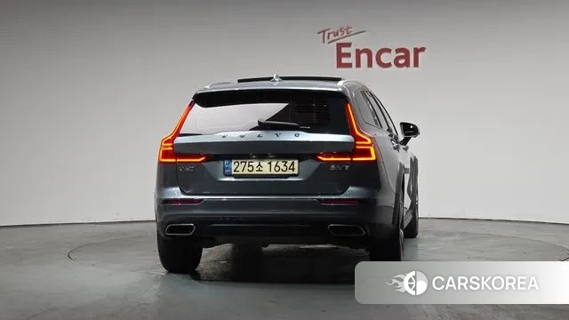 Volvo V60 Cross-Country 2nd Generation id 3697592 из Кореи 14