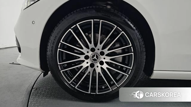 Mercedes-Benz C-Class W206 id 4695822 из Кореи 32