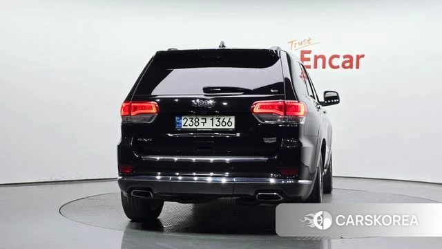 Jeep Grand Cherokee id 4293928 из Кореи 27