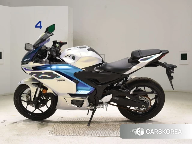 Yamaha YZF-R3 2025 из Японии