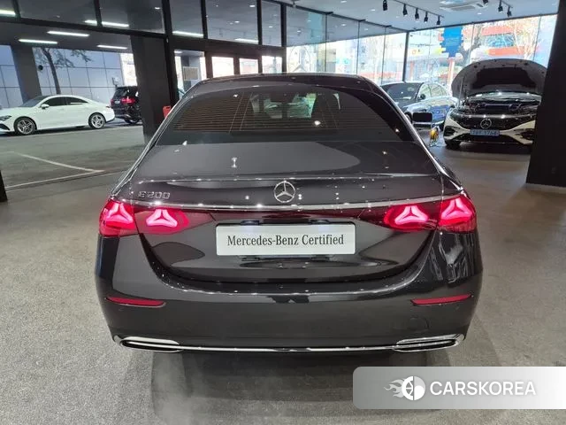 Mercedes-Benz E-Class W214 id 3565485 из Кореи 14