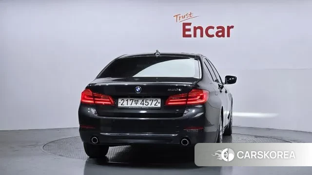 BMW 5 Series (G30) id 3536231 из Кореи 14