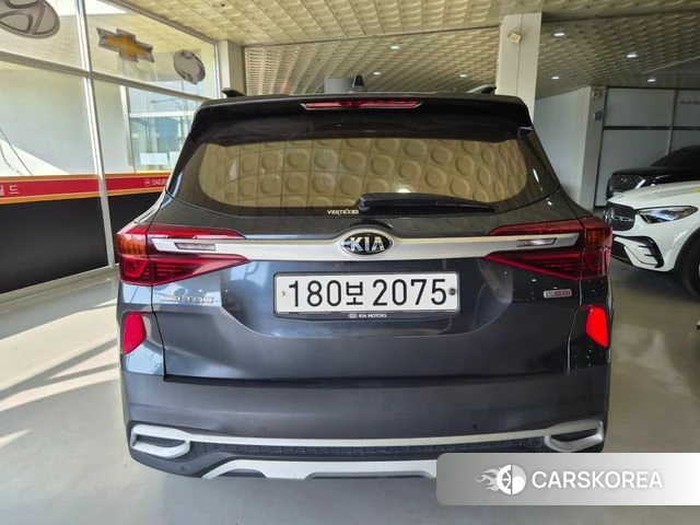 Kia Seltos id 4447135 из Кореи 14