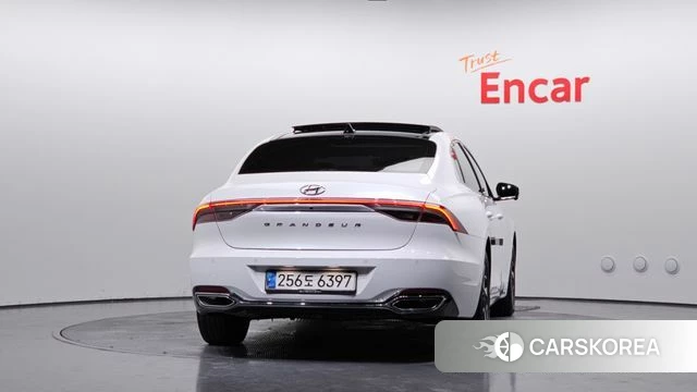 Hyundai The New Grandeur IG Hybrid id 4619704 из Кореи 26
