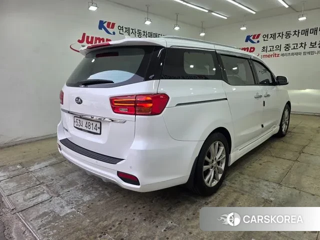 Kia The New Carnival id 3641476 из Кореи 14