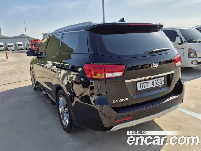 Kia All New Carnival id 2827833 из Кореи 14