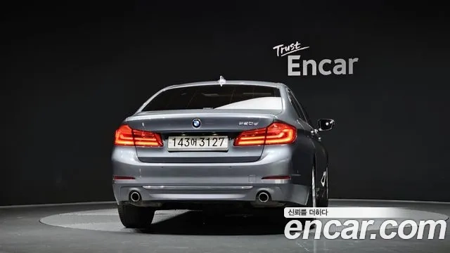 BMW 5 Series (G30) id 2880790 из Кореи 14