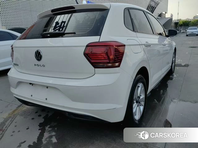 Volkswagen Polo 2021 Белый из Китая, фото 4