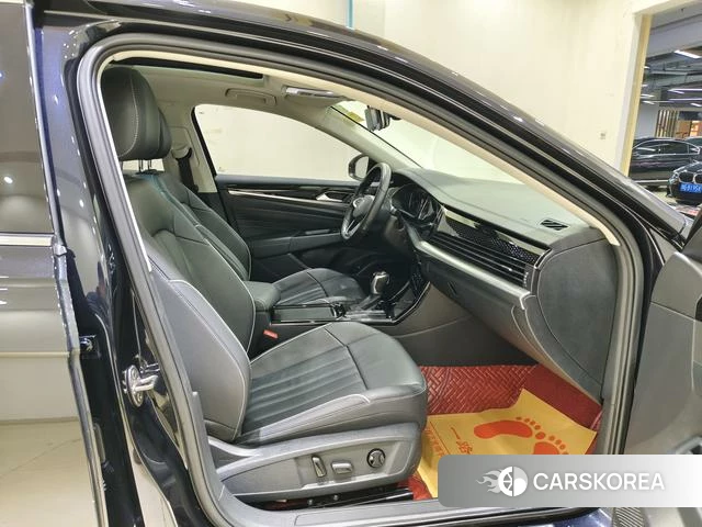 Volkswagen Passat id 4276955 из Китая 8