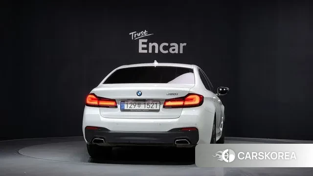 BMW 5 Series (G30) id 3492564 из Кореи 14