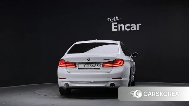 BMW 5 Series (G30) id 3656368 из Кореи 14