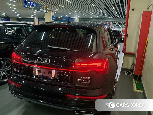 Audi Q5L id 4329204 из Китая 10