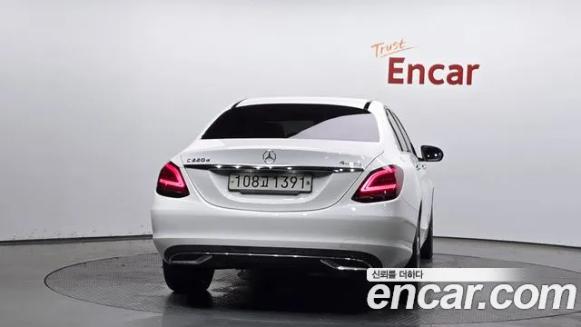 Mercedes-Benz C-Class W205 id 2704647 из Кореи 14