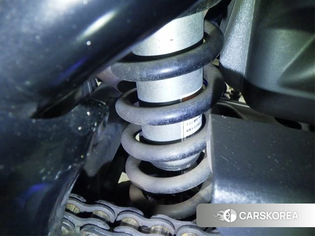 Suzuki GLADIUS 400 id 3947119 из Японии 26