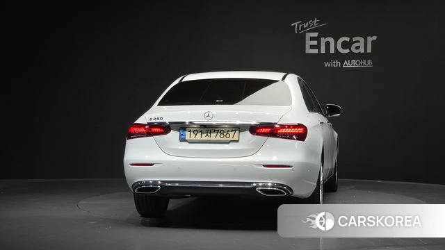 Mercedes-Benz E-Class W213 id 4706831 из Кореи 28