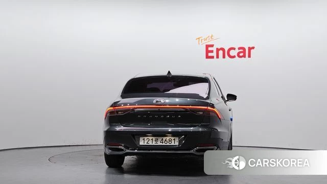 Hyundai The New Grandeur IG id 4356368 из Кореи 14