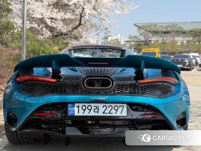 McLaren 750S id 2973265 из Кореи 14