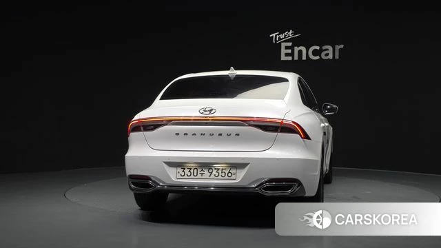 Hyundai The New Grandeur IG id 4543000 из Кореи 14