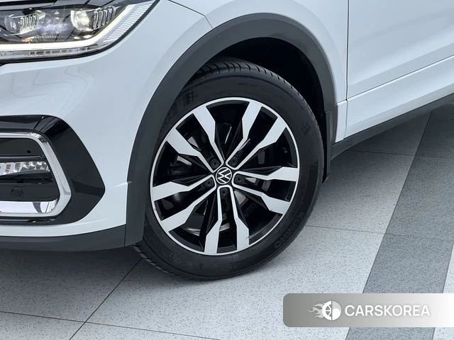 Volkswagen Exploring the shadow id 4256670 из Китая 23