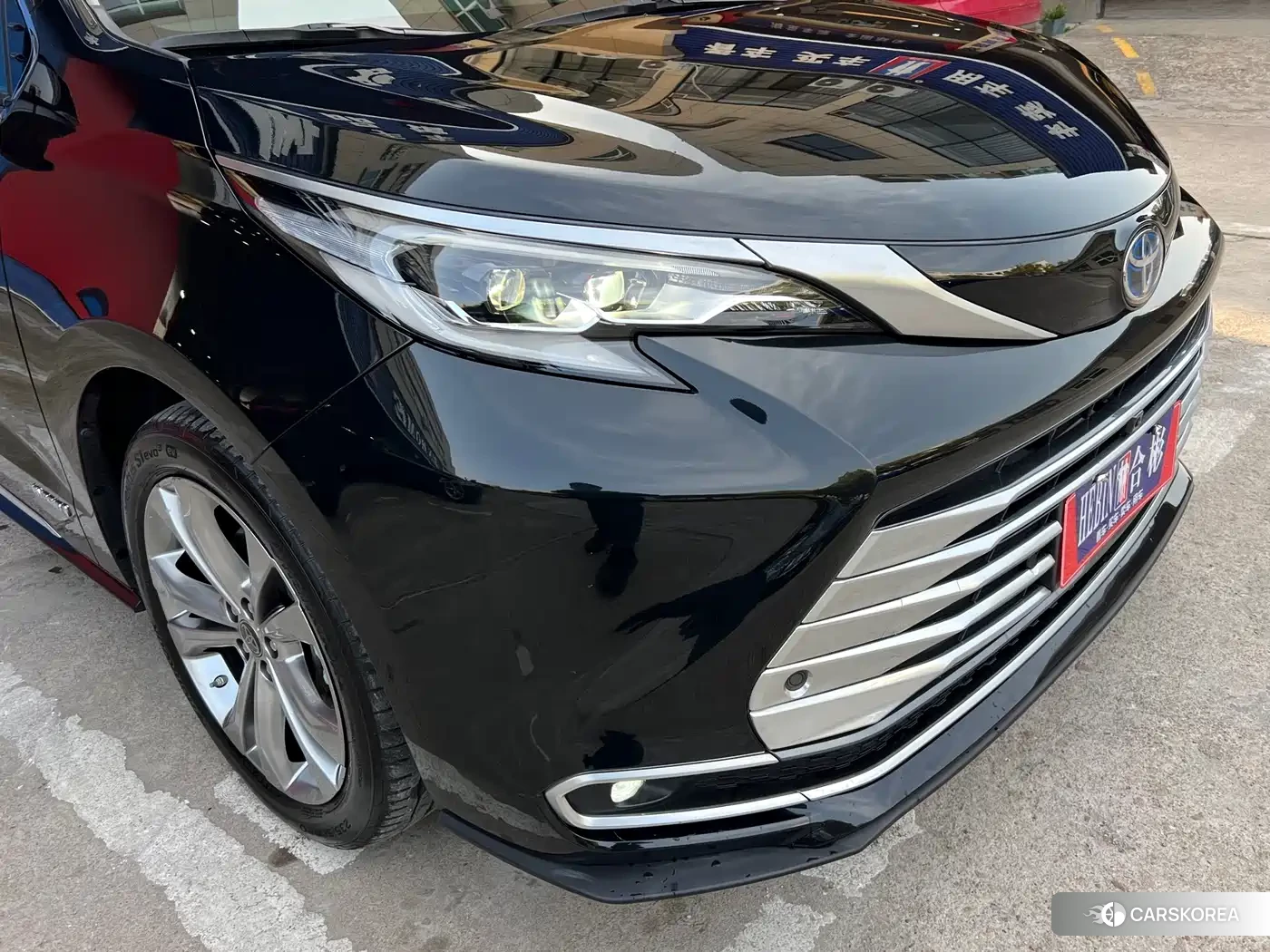 Toyota Sienna id 4644377 из Китая 33