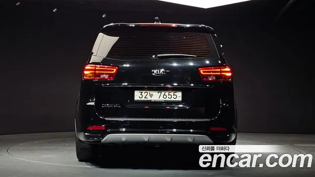 Kia The New Carnival id 2340002 из Кореи 14