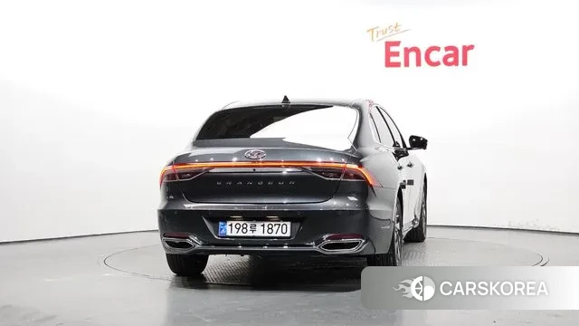 Hyundai The New Grandeur IG Hybrid id 3011923 из Кореи 14