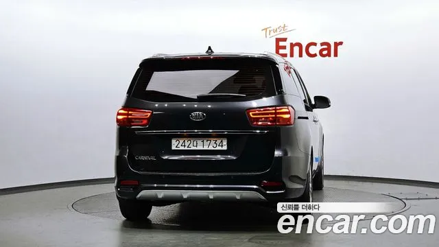 Kia The New Carnival id 2756813 из Кореи 14