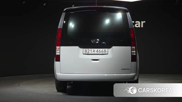 Hyundai Staria 2021 Белый из Кореи, фото 4