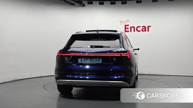 Audi e-Tron id 3504623 из Кореи 14