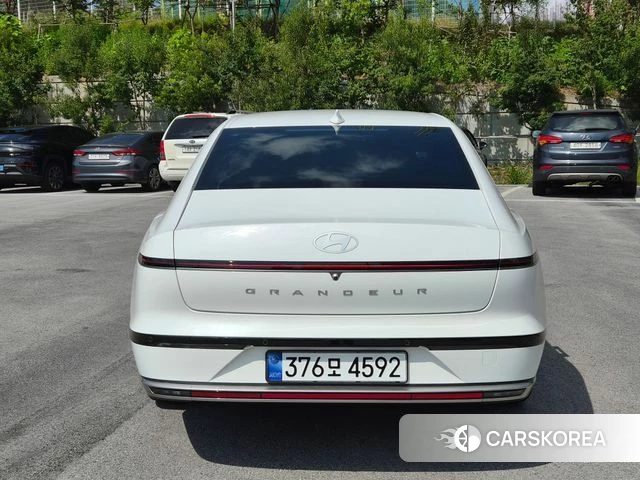 Hyundai Grandeur (GN7) id 4898000 из Кореи 14
