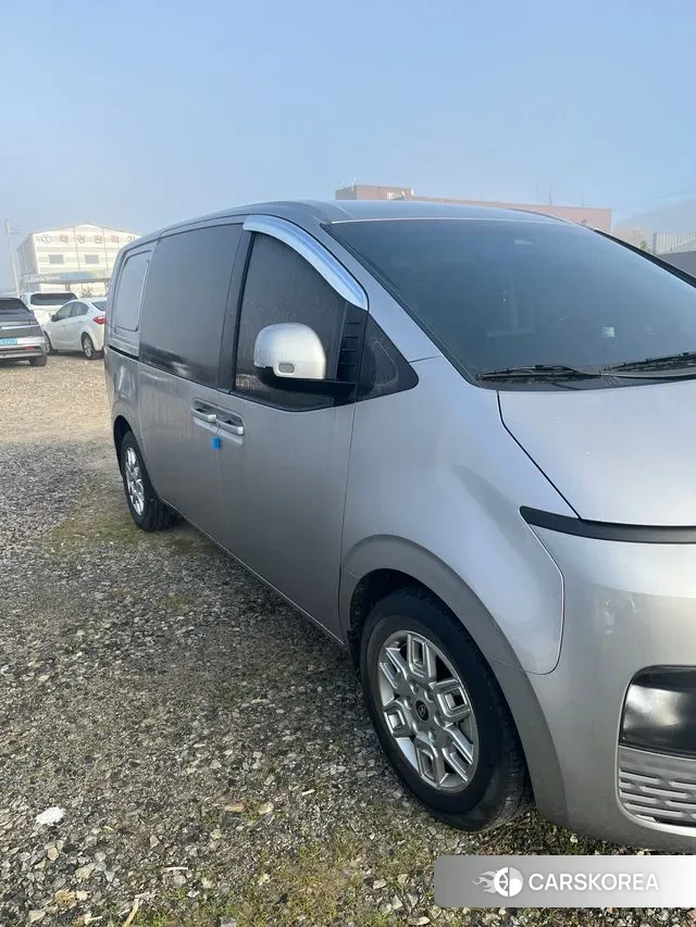 Hyundai Staria 2024 Серебряный из Кореи, фото 4