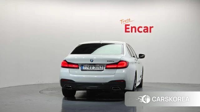 BMW 5 Series (G30) id 4317264 из Кореи 24