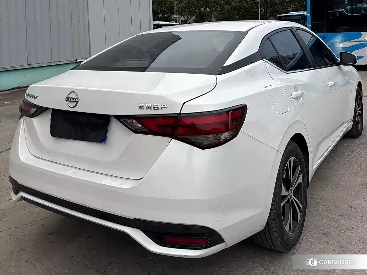 Nissan Sylphy 2025 Белый из Китая, фото 5