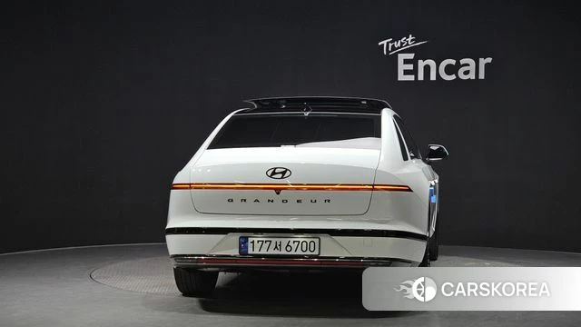 Hyundai Grandeur Hybrid (GN7) id 4388289 из Кореи 26