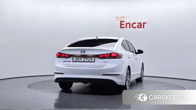 Hyundai Avante AD id 3515225 из Кореи 14