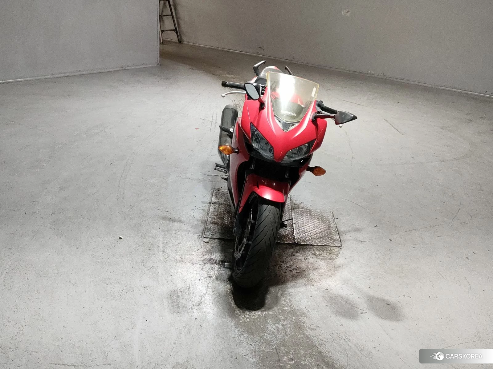 Проданный Honda CBR400R id 4200352 из Японии, фото 2