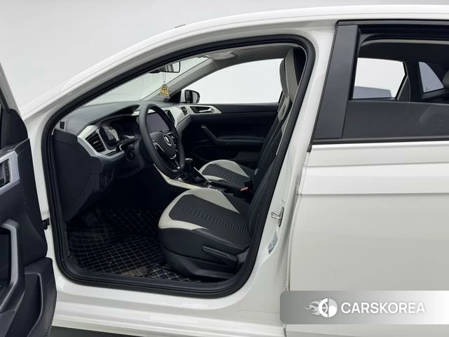 Volkswagen Polo id 4276363 из Китая 22