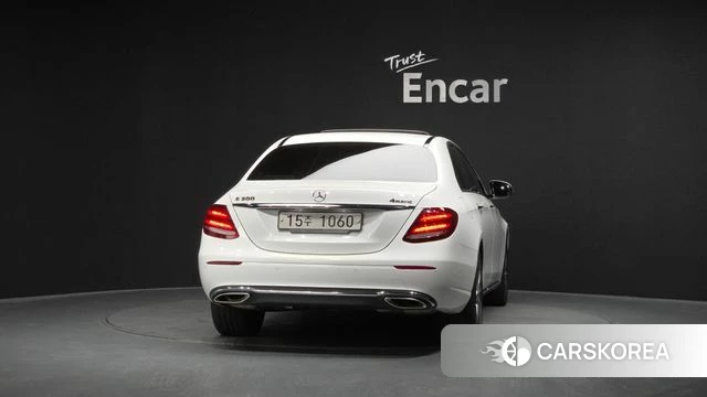 Mercedes-Benz E-Class W213 id 4310607 из Кореи 26
