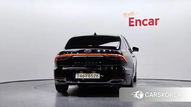 Hyundai The New Grandeur IG id 4572631 из Кореи 27