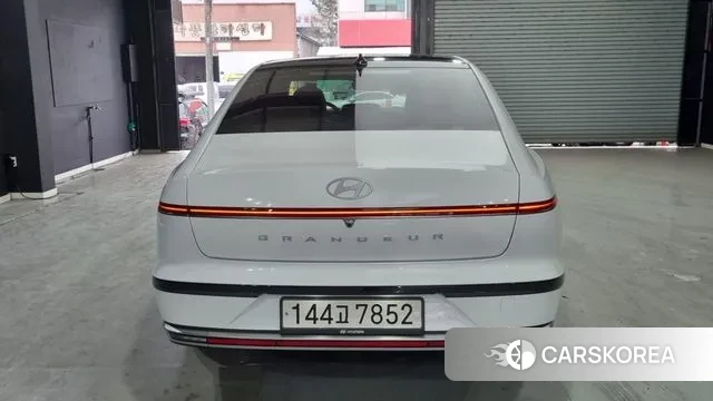 Hyundai Grandeur (GN7) id 3596631 из Кореи 12