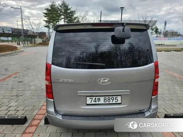 Hyundai The New Grand Starex id 3885449 из Кореи 14