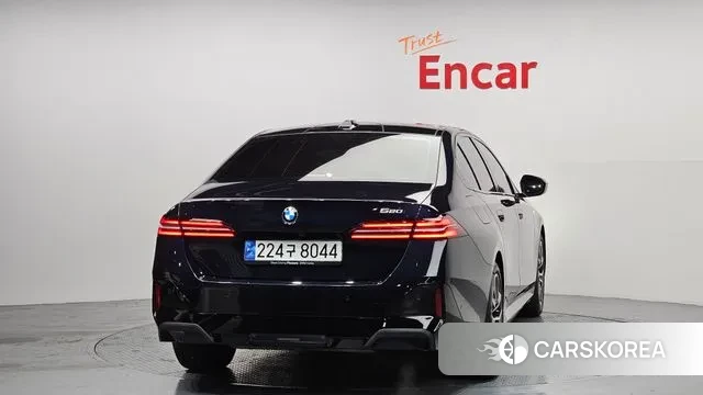 BMW 5 Series (G60) id 3467085 из Кореи 14