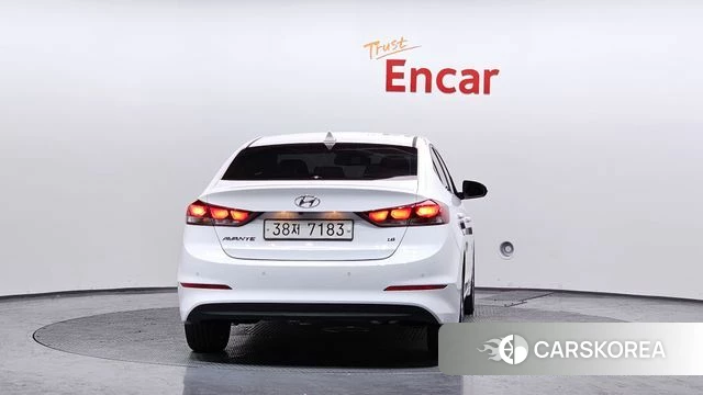 Hyundai Avante AD id 3796157 из Кореи 14