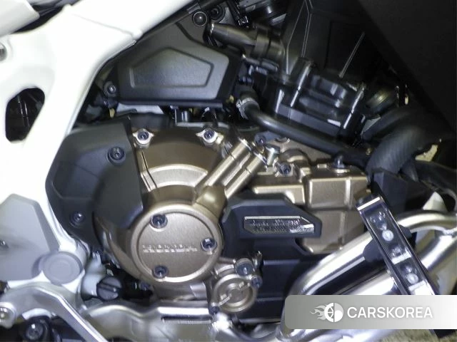Engine photo