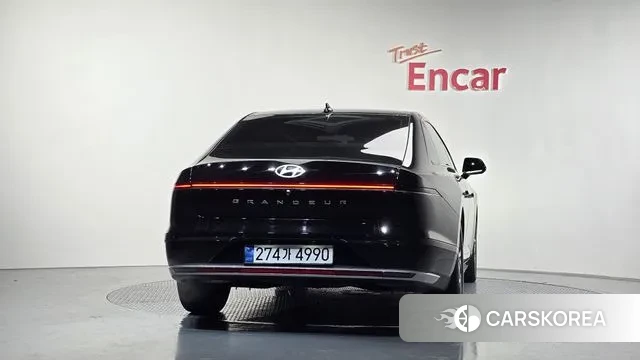 Hyundai Grandeur (GN7) id 3426819 из Кореи 14