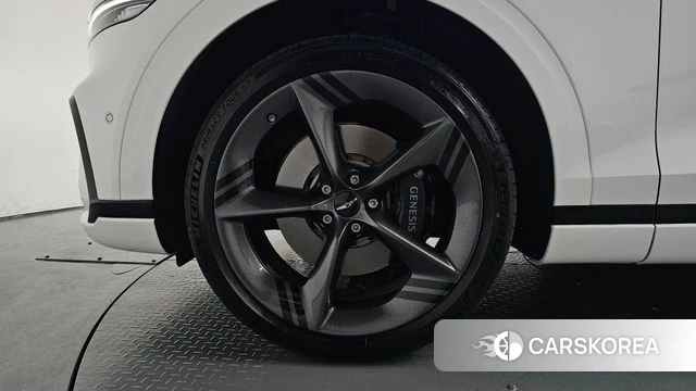 Genesis GV70 id 4670016 из Кореи 30