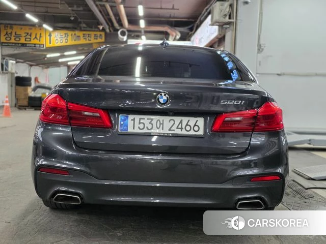 BMW 5 Series (G30) 2020 Серый из Кореи, фото 4