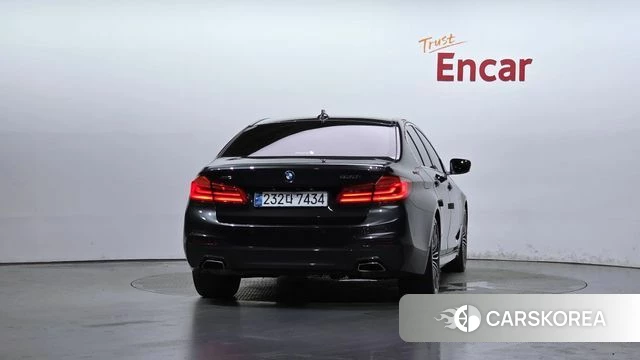 BMW 5 Series (G30) id 4667428 из Кореи 27
