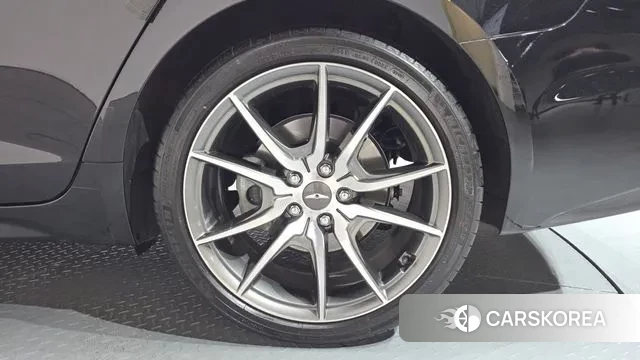 Genesis G70 id 3778599 из Кореи 14